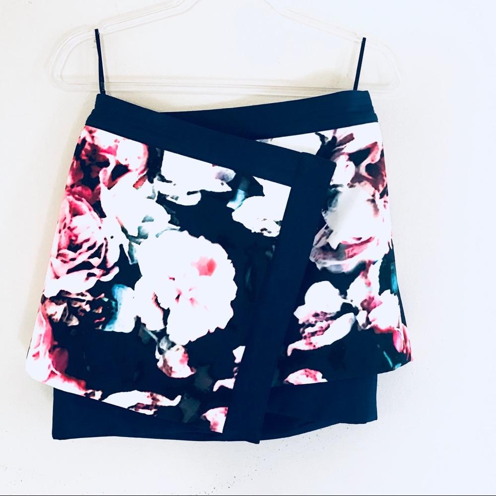 FINDERS KEEPERS Floral tear it down skirt